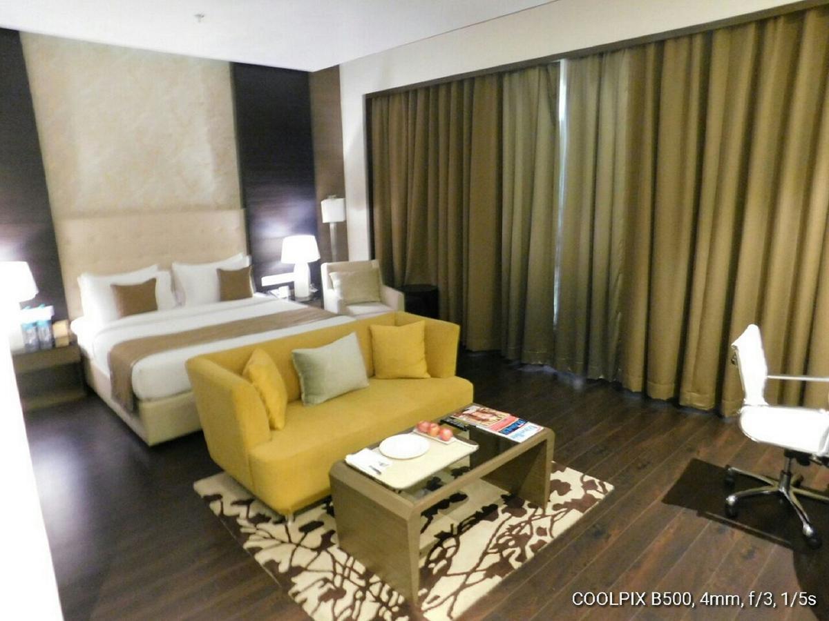 Sayaji Raipur Hotel Exterior photo
