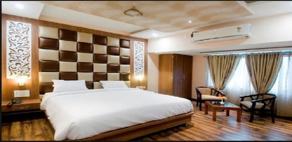 Sayaji Raipur Hotel Exterior photo